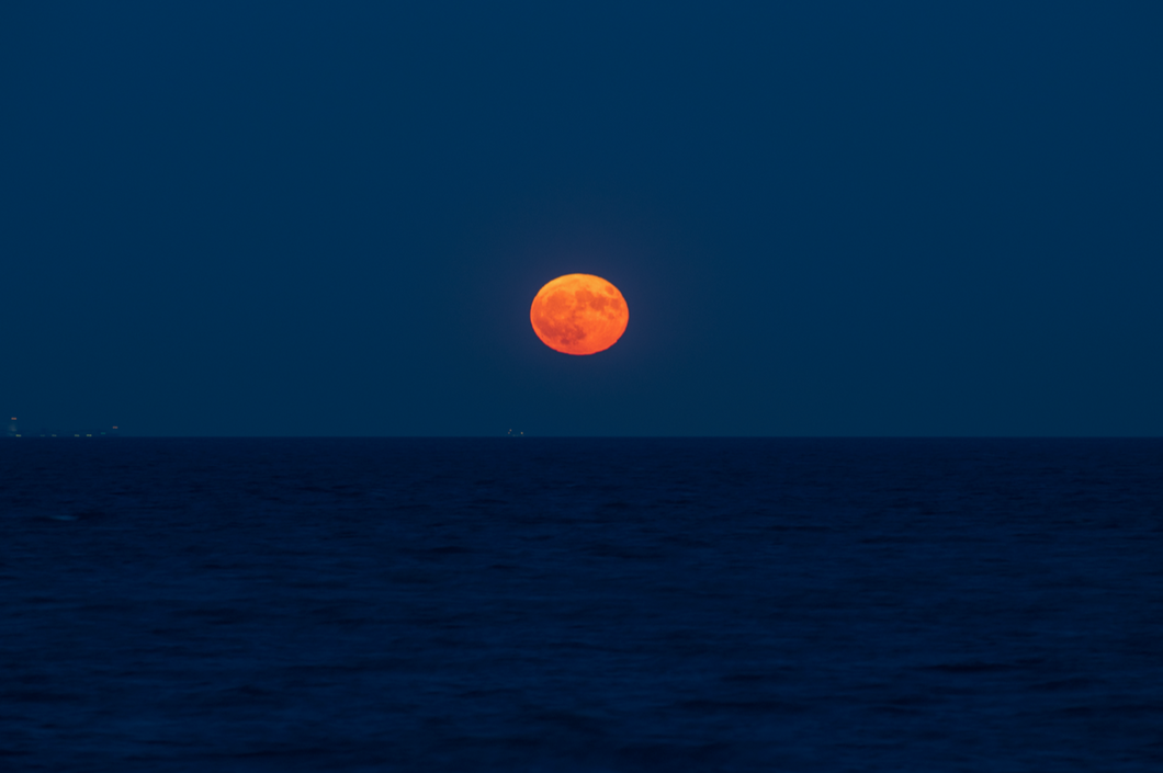 Strawberry Moon (Landscape)