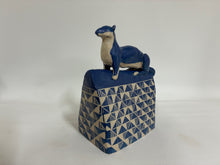 Load image into Gallery viewer, Dizzy Stoat (Geometric)
