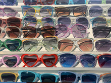 Load image into Gallery viewer, Sunglasses
